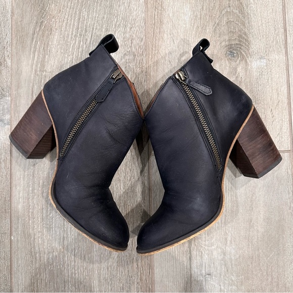 BP Bootie - Picture 9 of 10